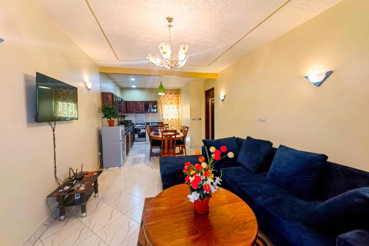 Peace Of Mind Suites เอนเทบเบ้ ภายนอก รูปภาพ