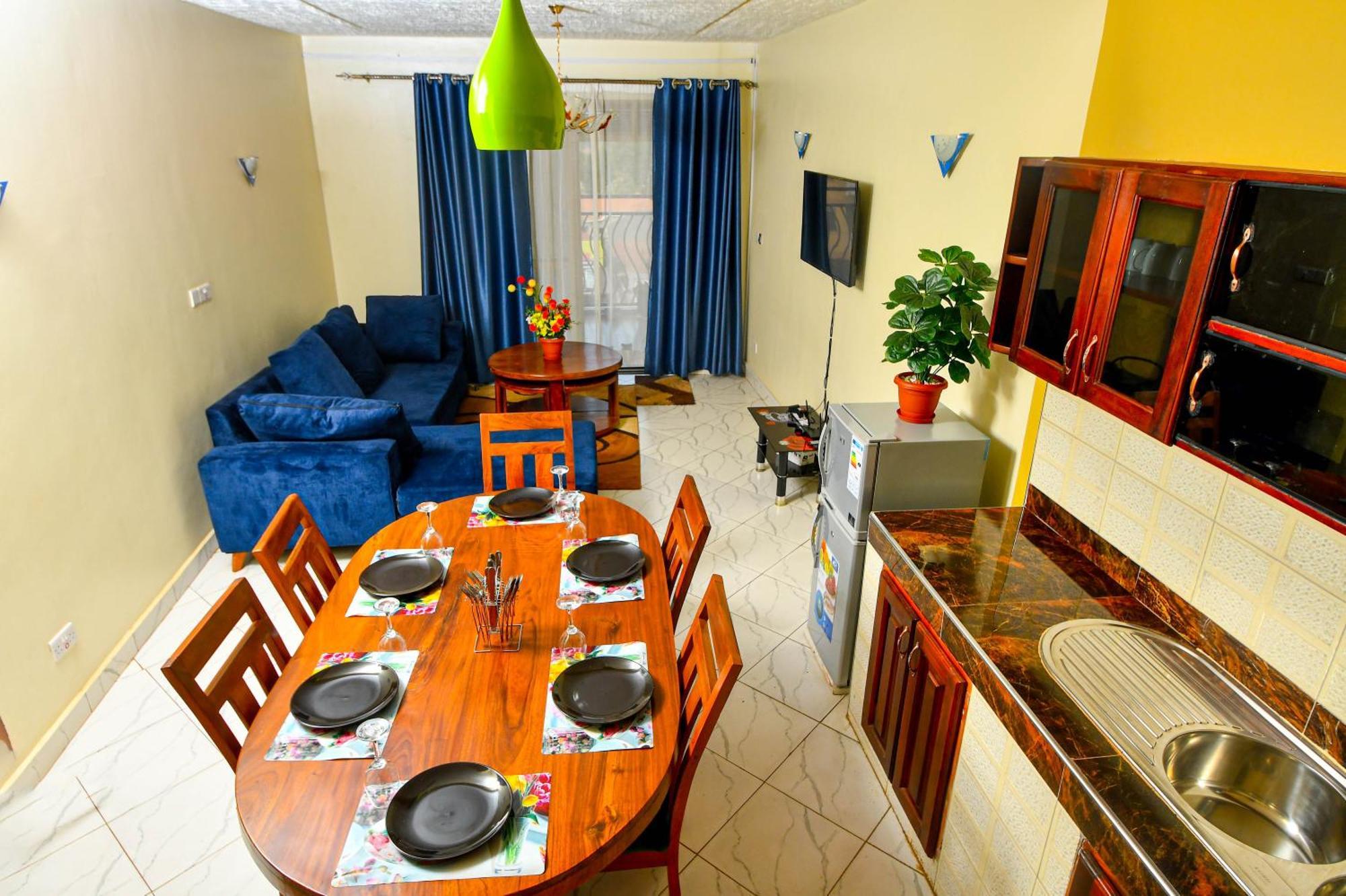 Peace Of Mind Suites เอนเทบเบ้ ภายนอก รูปภาพ