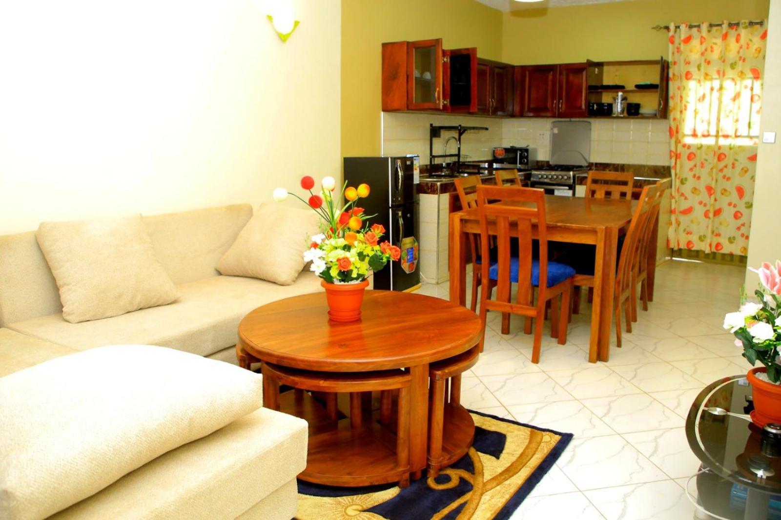 Peace Of Mind Suites เอนเทบเบ้ ภายนอก รูปภาพ